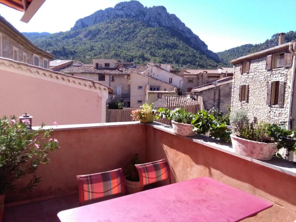 La Maison Derriere La Fontaine Buis-les-Baronnies Exteriér fotografie