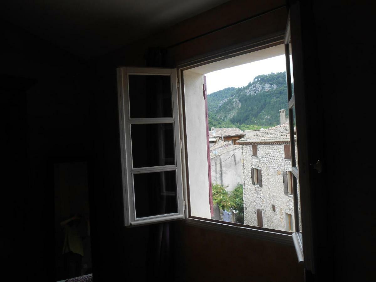 La Maison Derriere La Fontaine Buis-les-Baronnies Exteriér fotografie